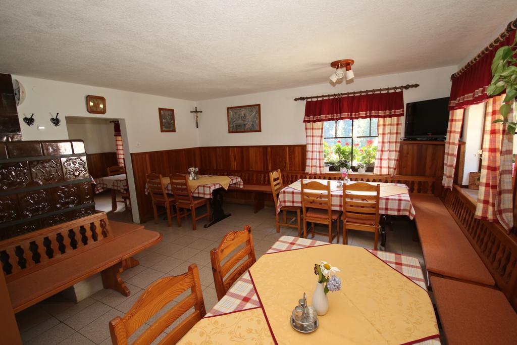 Penzion Pr' Betel Jesenice Εξωτερικό φωτογραφία